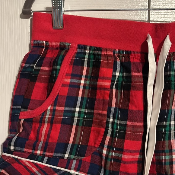Victoria's Secret Red Plaid Women's Shorts size XS - Picture 2 of 7